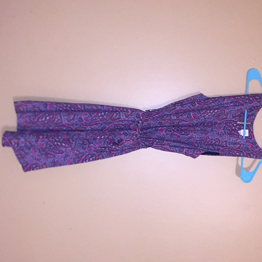 Medium women’s paisley dress with tie belt